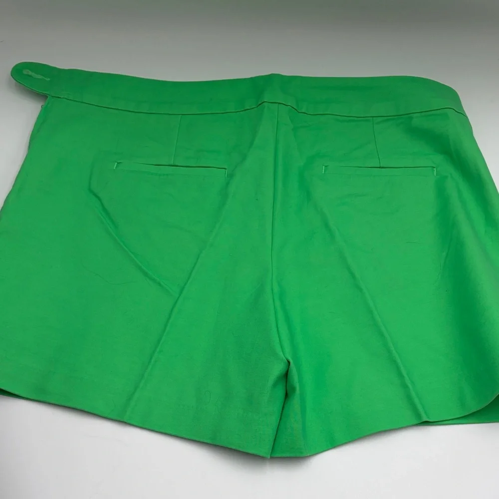 Lilly Pulitzer Vibrant Green High Waist Shorts - Picture 5 of 5